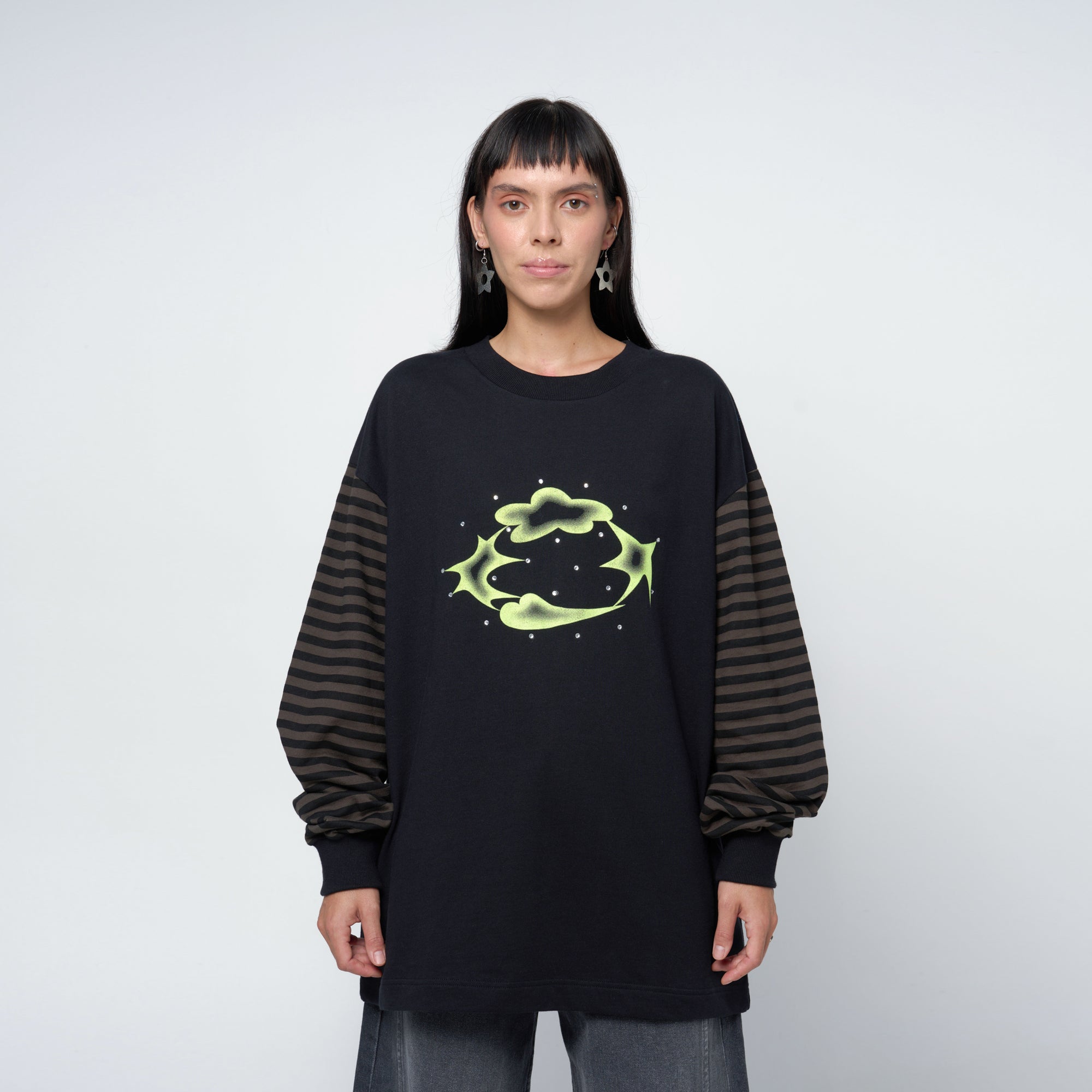 Arthur Apparel oversized t-shirt with stripe sleeves and screen print artwork