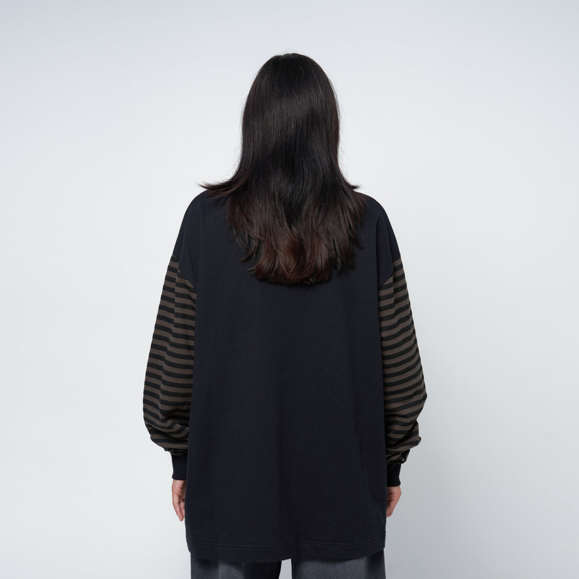 Arthur Apparel oversized t-shirt with stripe sleeves and screen print artwork