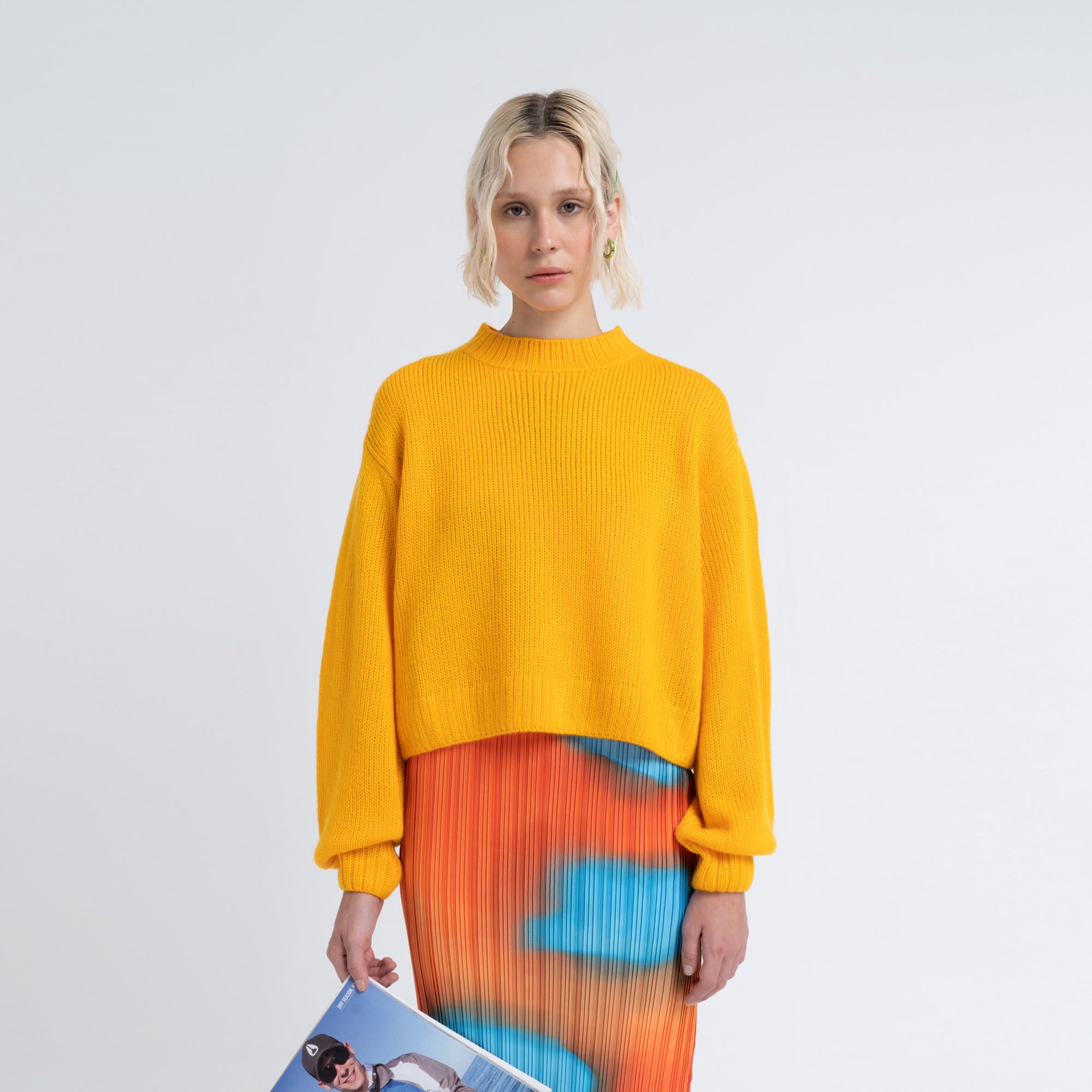 Lightweight Pullover in Carrot