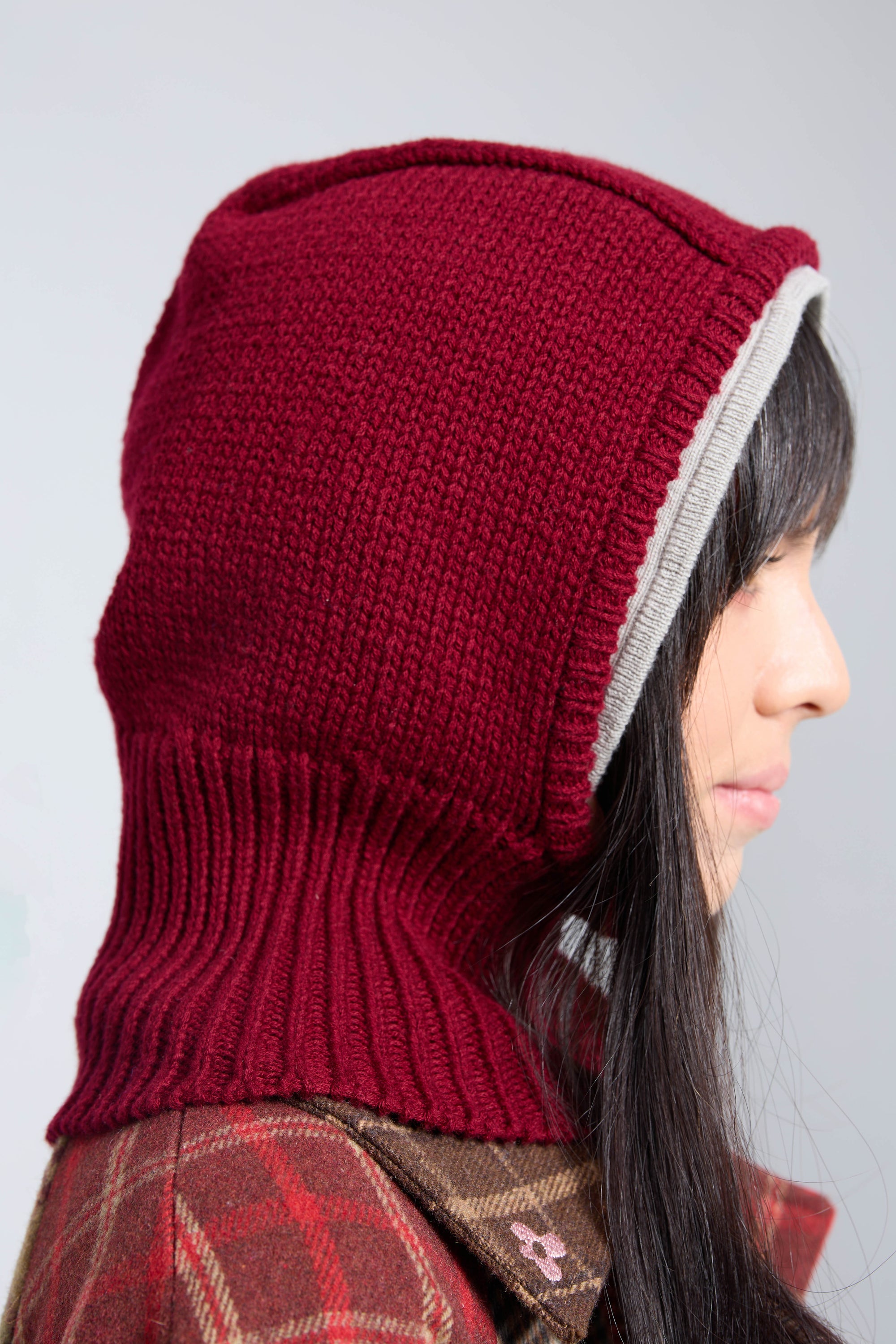 Arthur Apparel chunky wool blend knitted hood in rich maroon