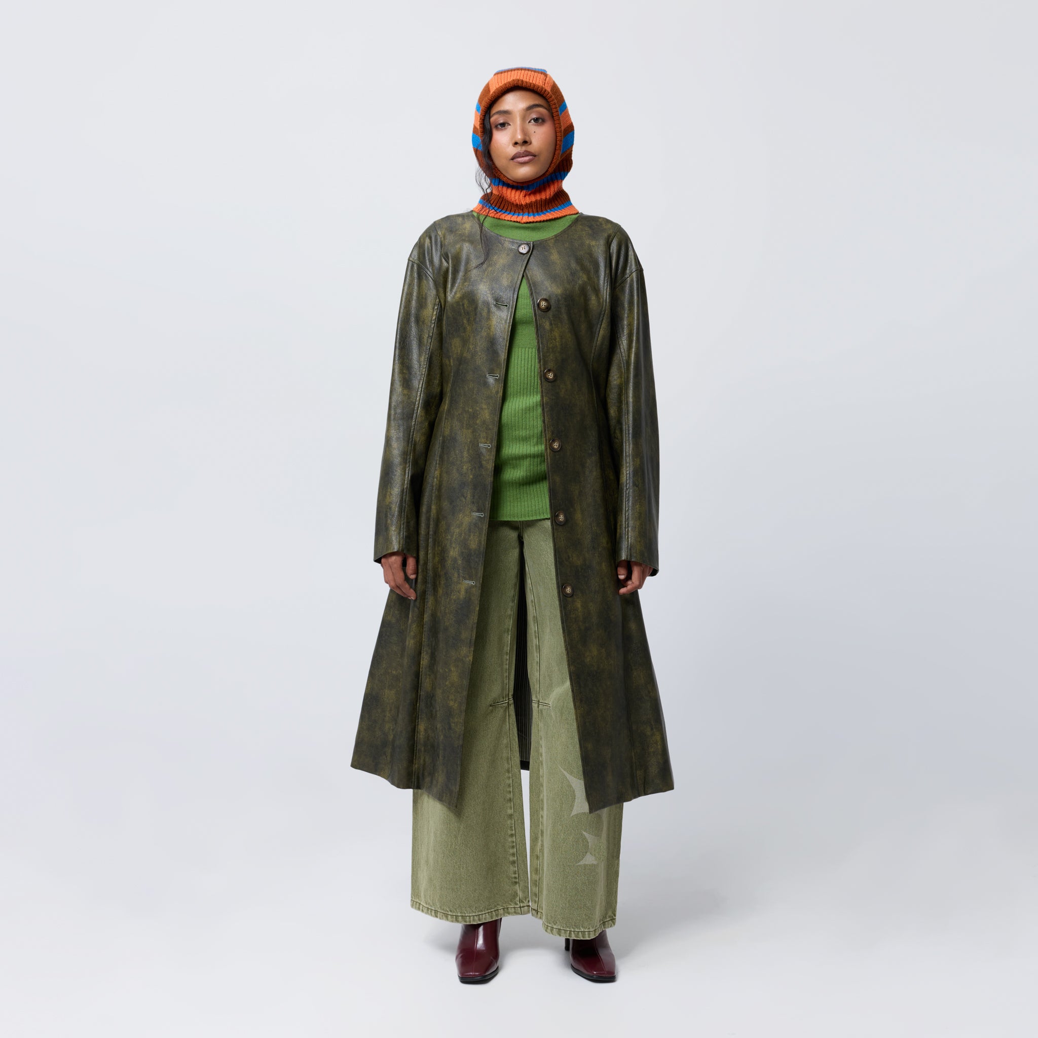 Arthur Apparel orange/brown striped knitted balaclava