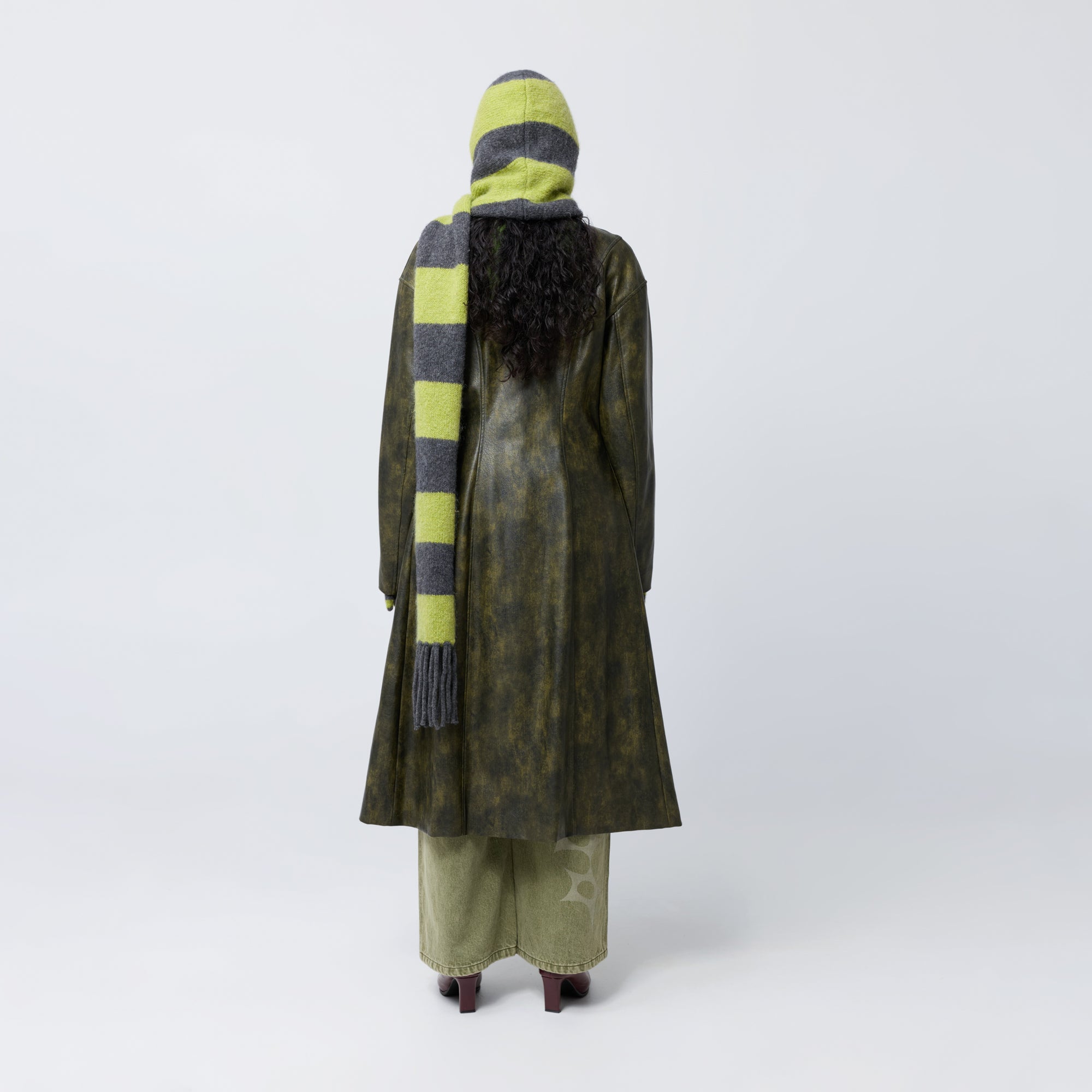 Arthur Apparel green/grey wool knitted scarf with built in hood