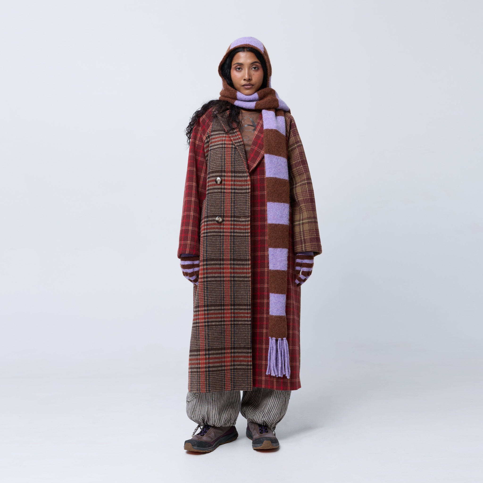 Arthur Apparel purple/brown wool knitted scarf with built in hood