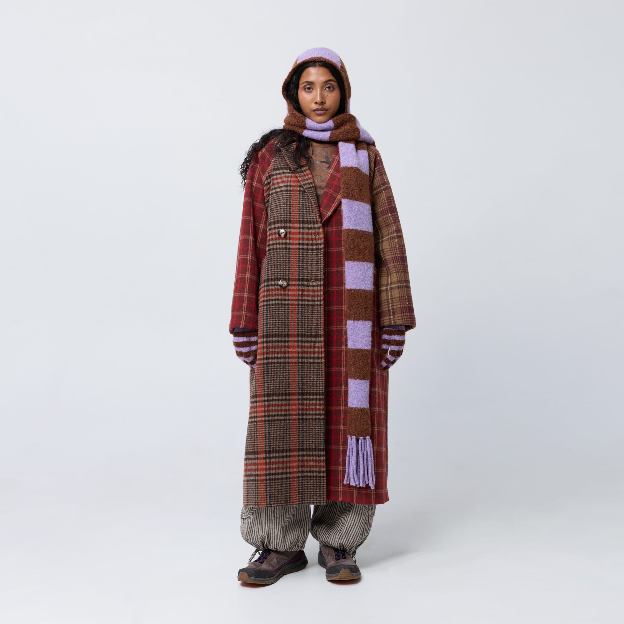 Arthur Apparel purple/brown wool knitted scarf with built in hood