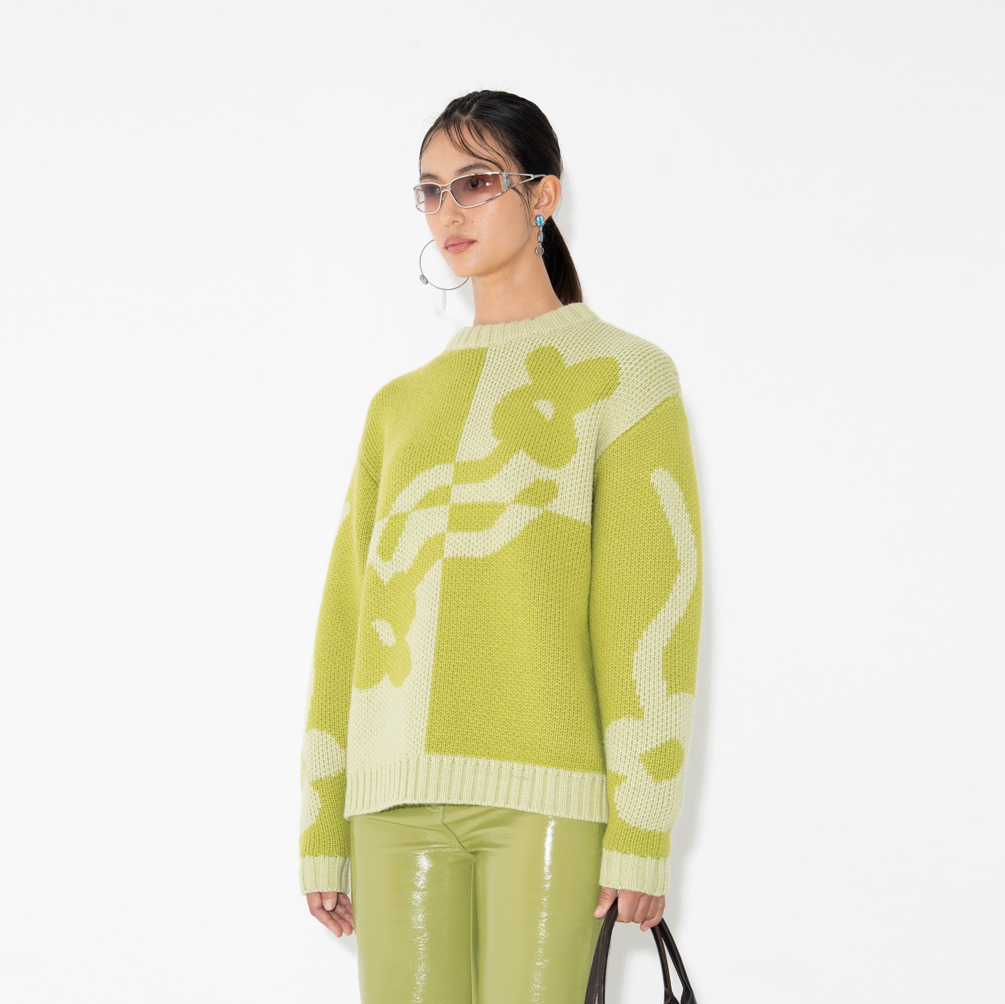 TWO-TONE DAD JUMPER in Green Flower