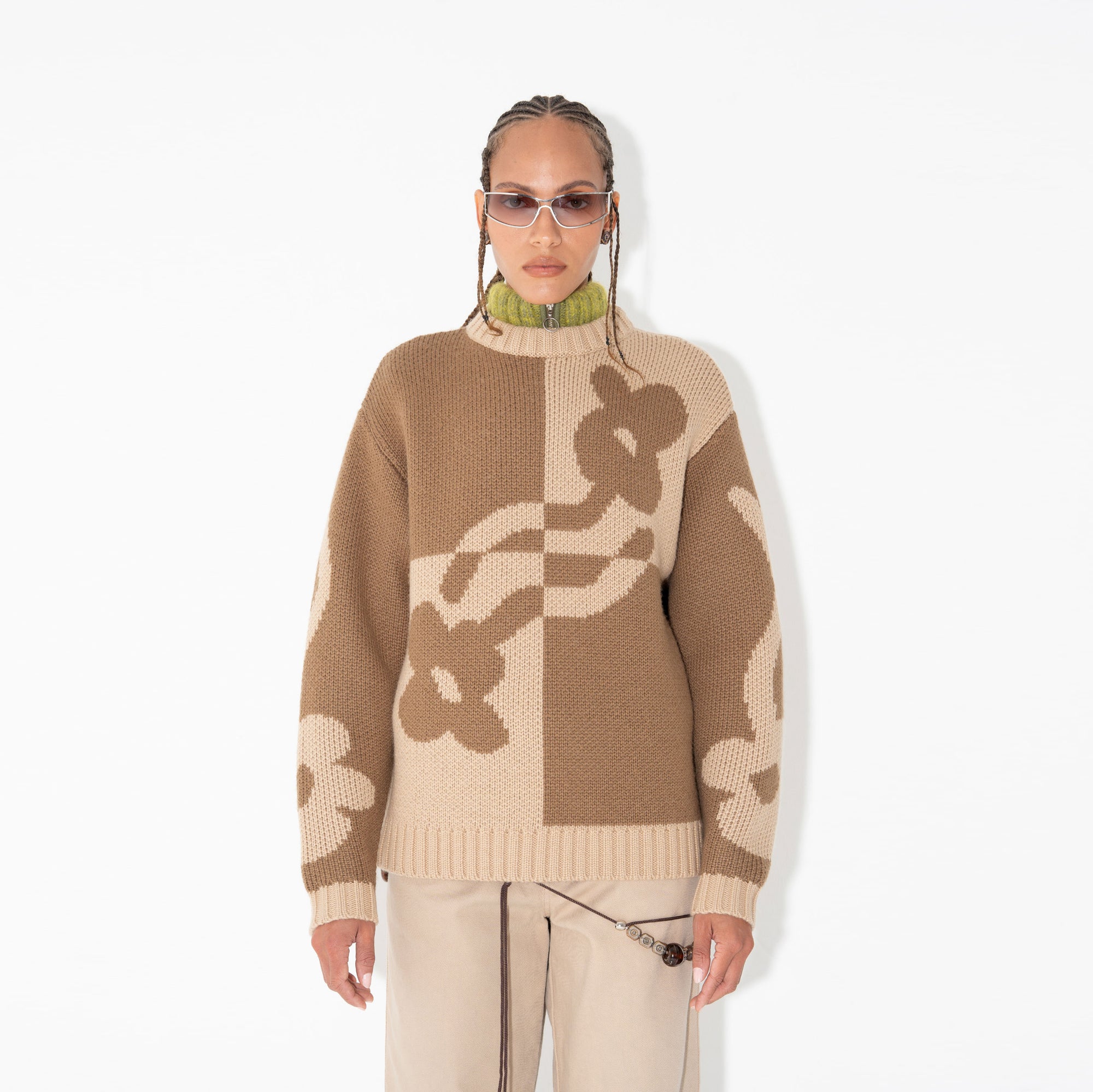 TWO-TONE DAD JUMPER in Neutral Flower