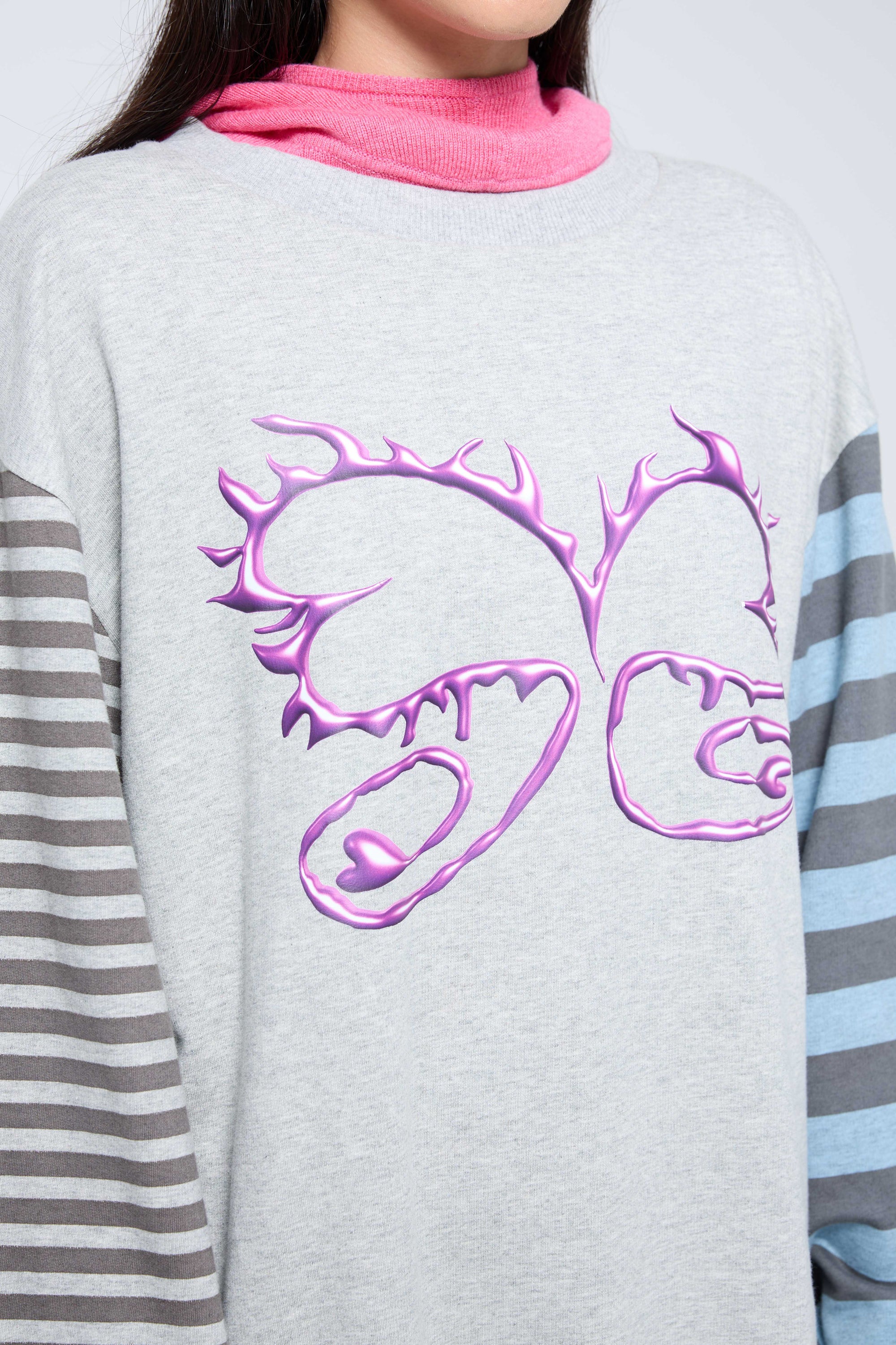 Arthur Apparel long sleeve tshirt in grey-tone baby terry with graphic pink heart print