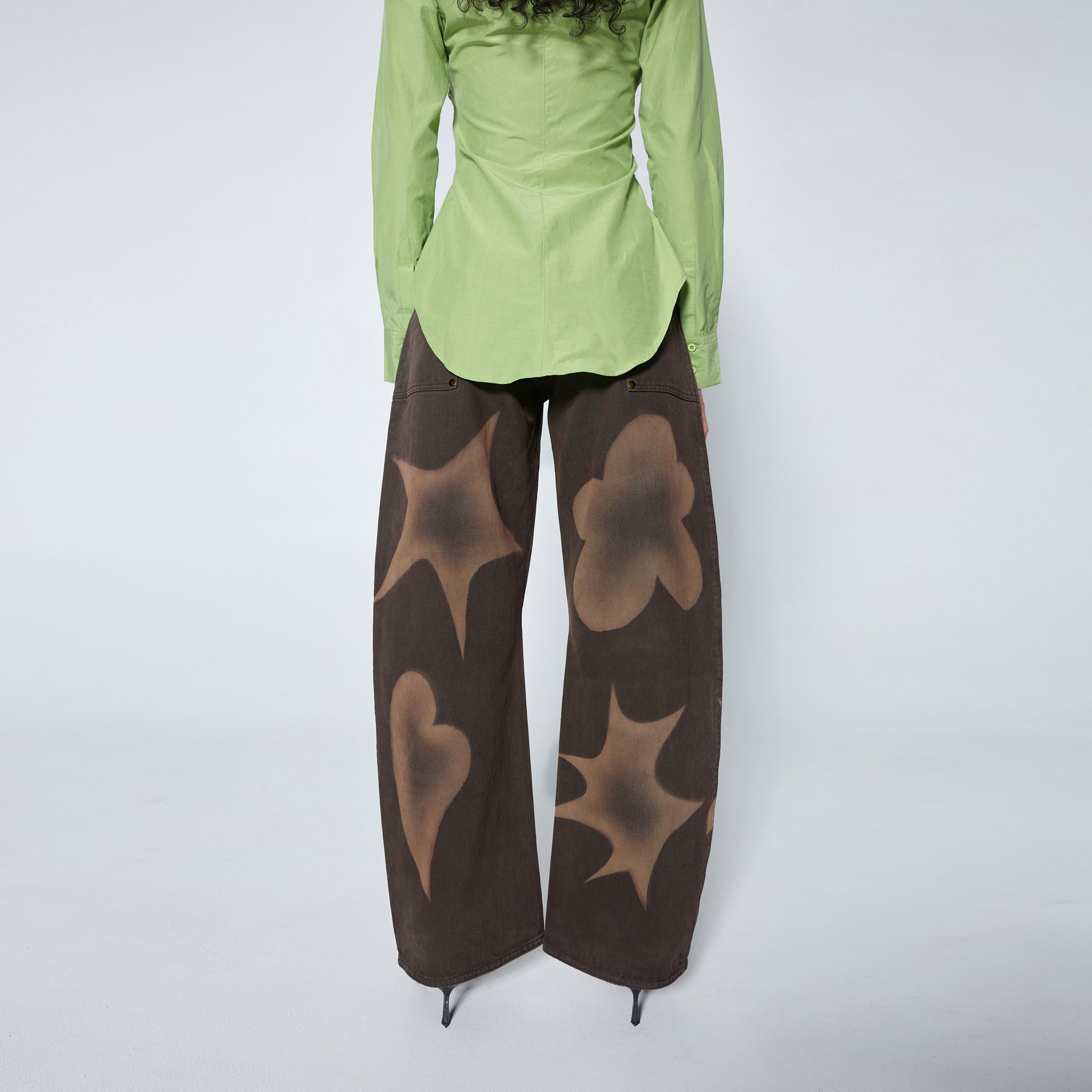 Arthur Apparel mid-rise barrel leg jeans in chocolate brown